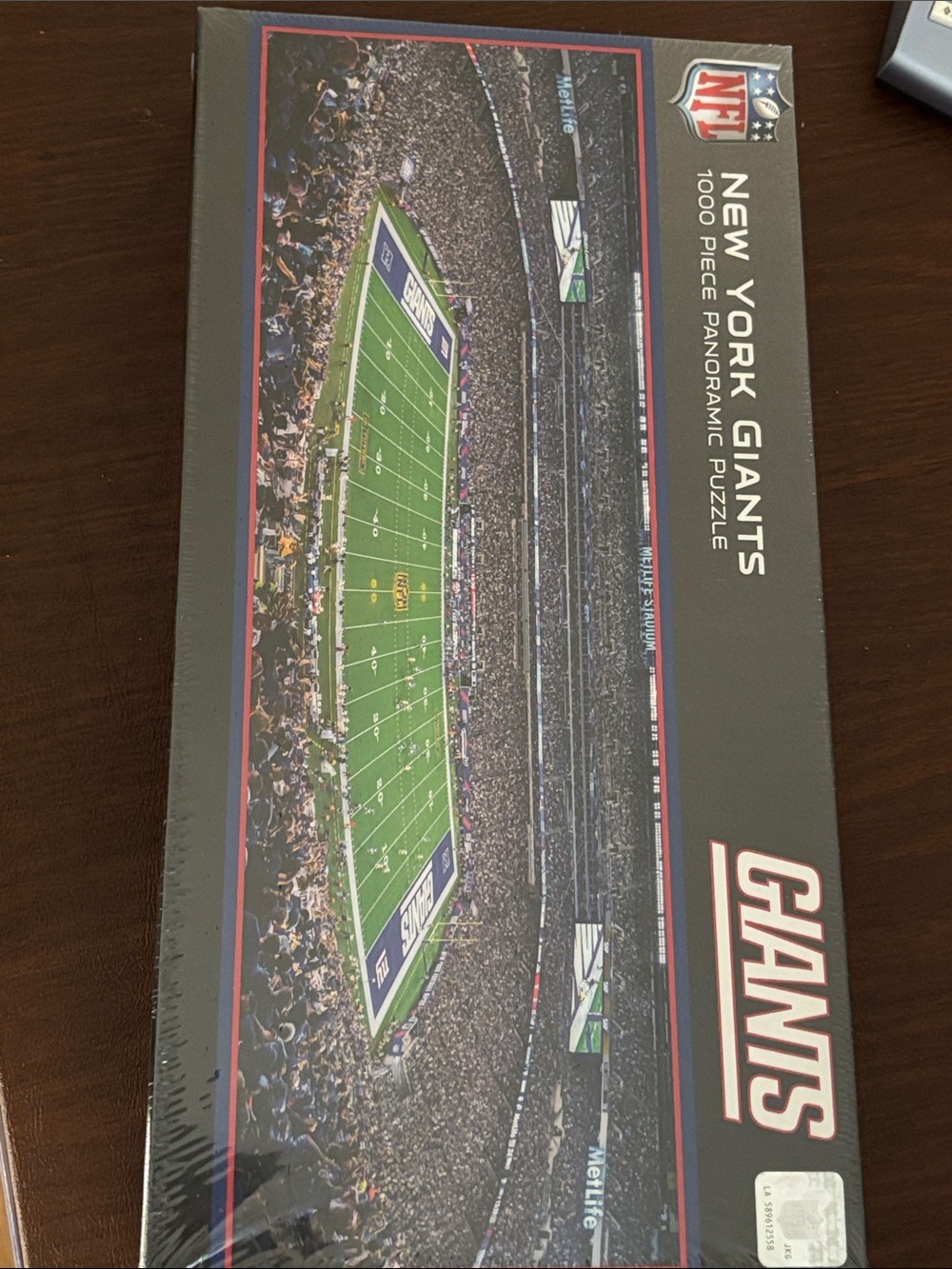 New York Giants 1000-Piece Panoramic Puzzle - Blue & Green